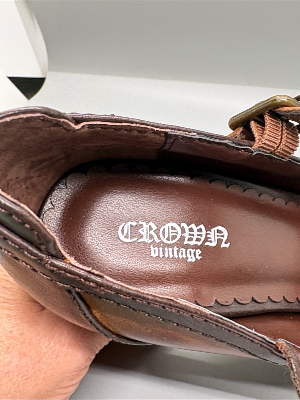 Crown Vintage Two-Tone Tan and Dark Brown Mary Jane Heels - Picture 10 of 11